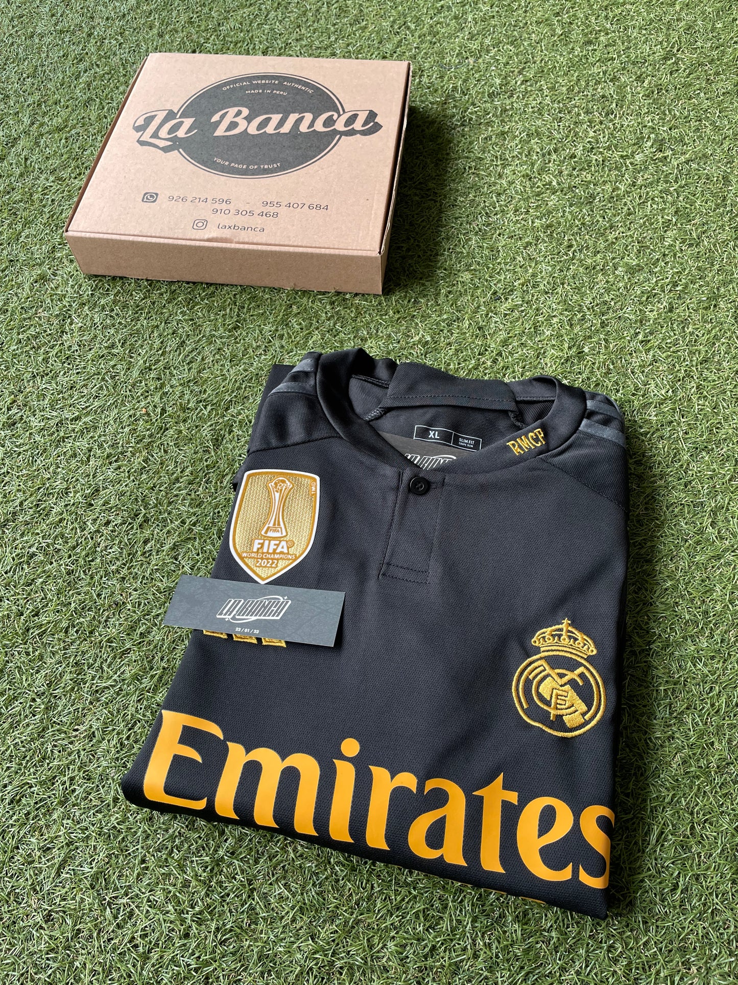 Real Madrid 23-24 3era Equipación VERSION FAN