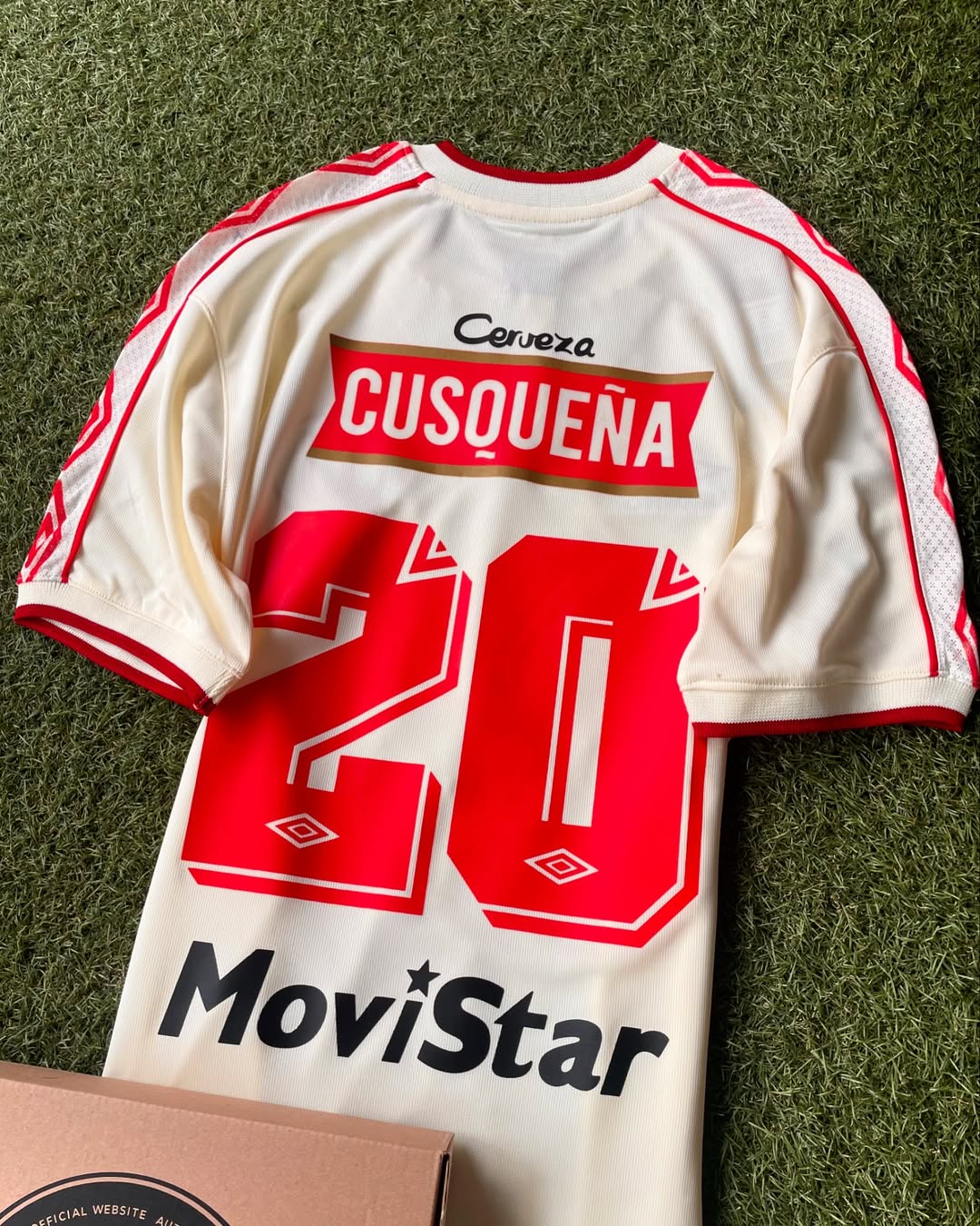 U Local 1999 Calidad Estandar
