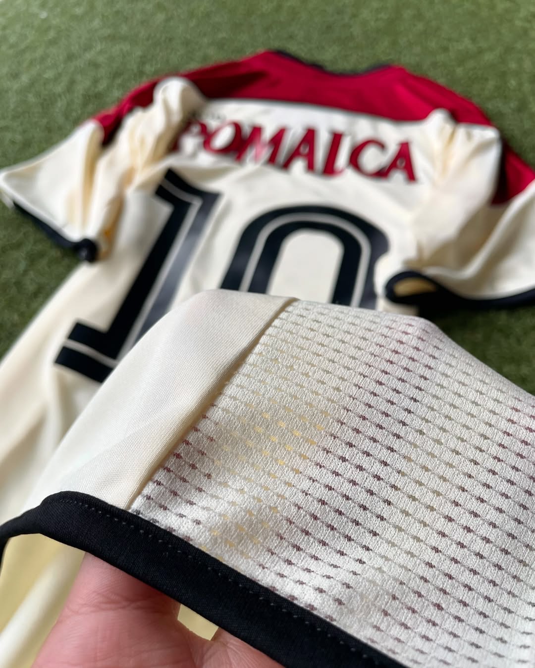 Universitario Local 2003 ⚪️🔴
