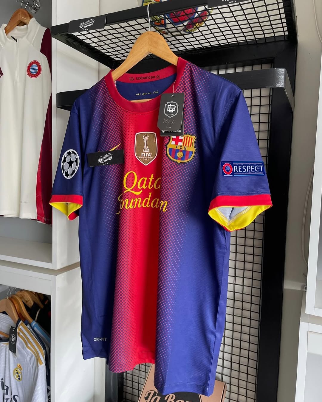 Barcelona Local 12-13 Version Fan