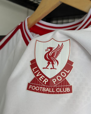 Liverpool Alterna 26-27