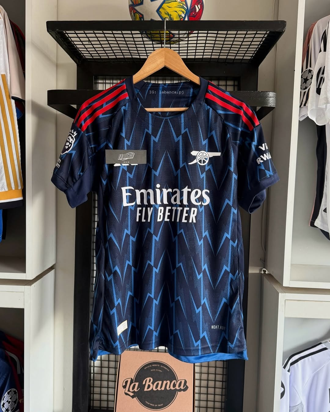 Arsenal Alterna 25-26 Estándar