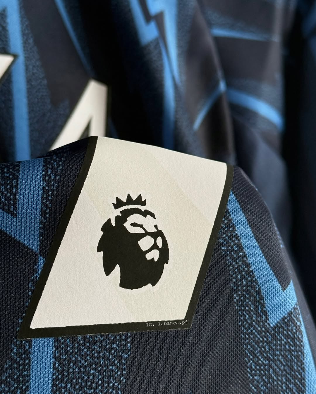 Arsenal Alterna 25-26 Estándar