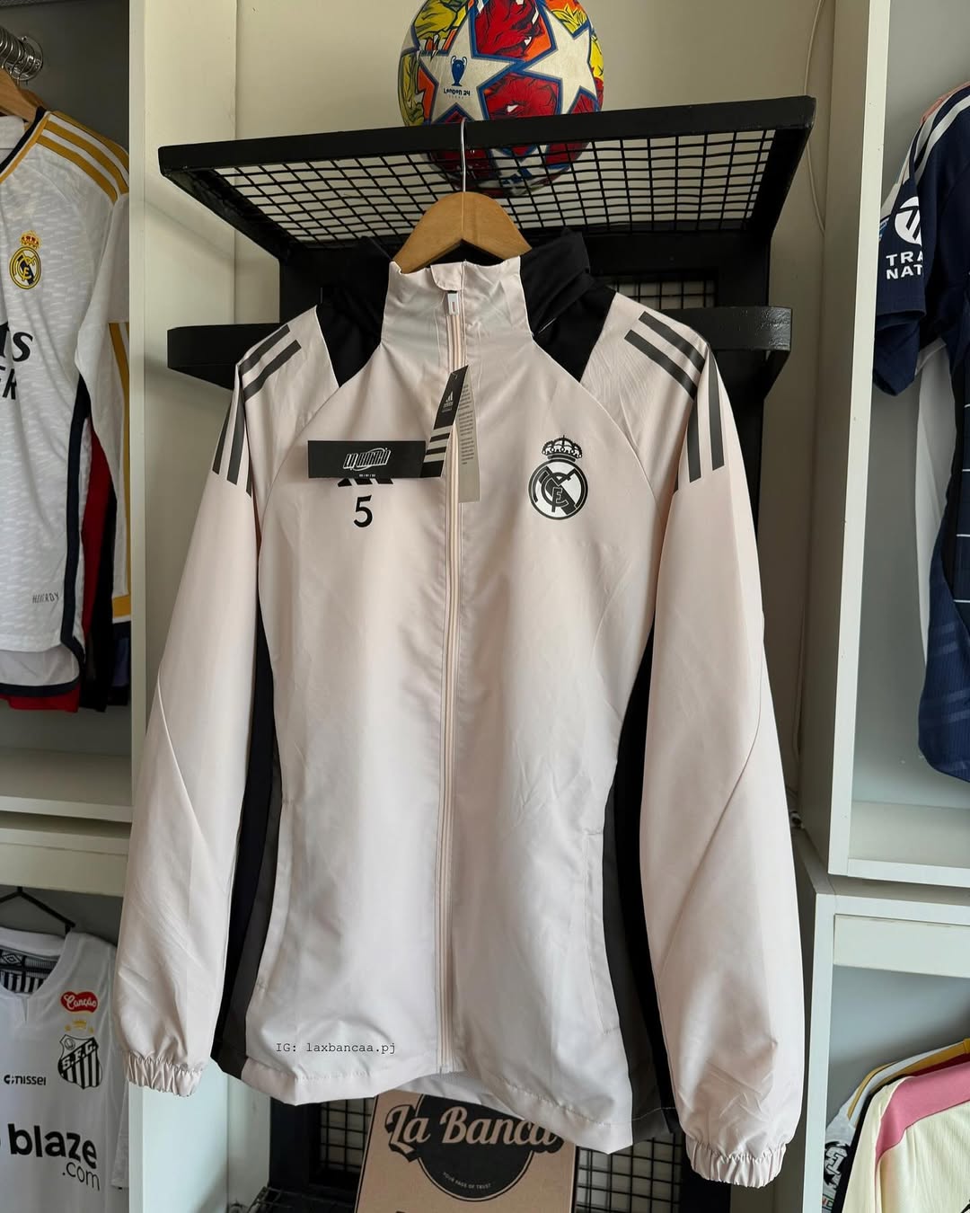 Cortavientos Real Madrid 2025 Calidad Plus ⭐