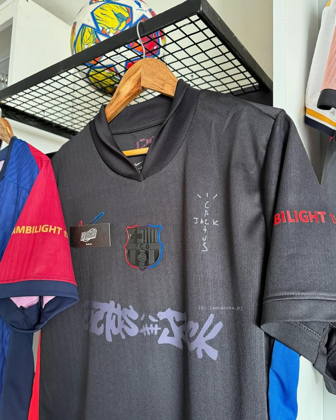 Pack Barcelona X Travis Scott 24-25