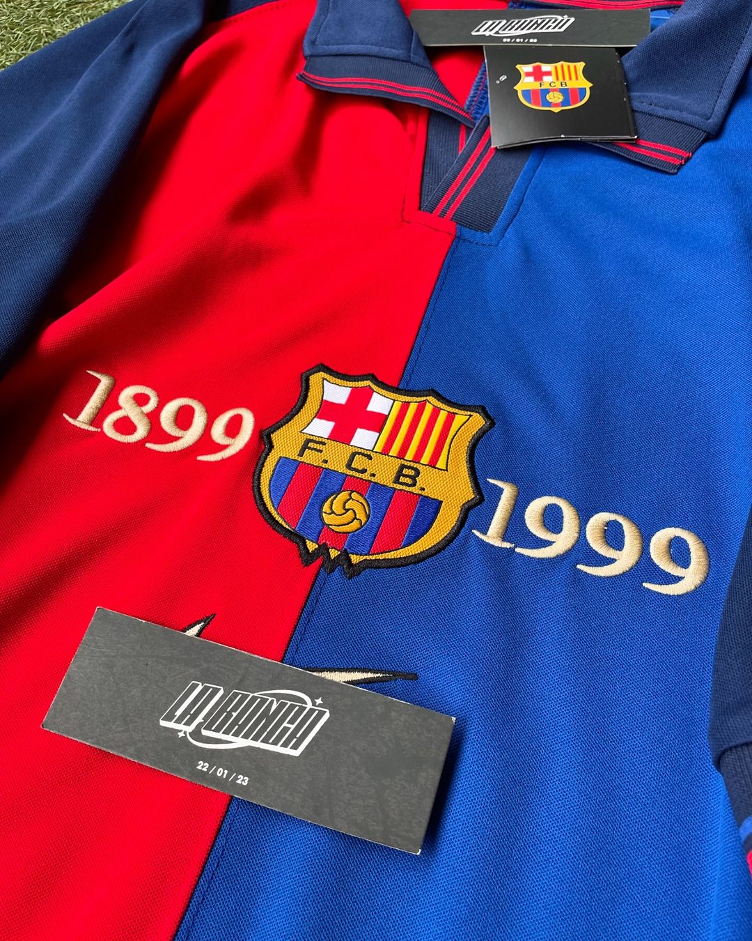 Barcelona Local 100 años Version Fan ⭐