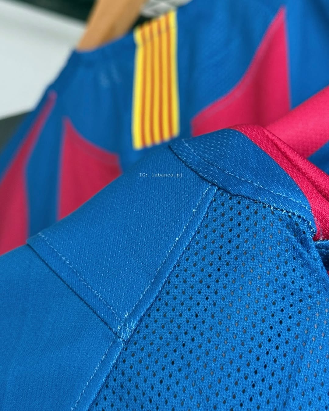 Barcelona Local 2006 Version Fan ⭐