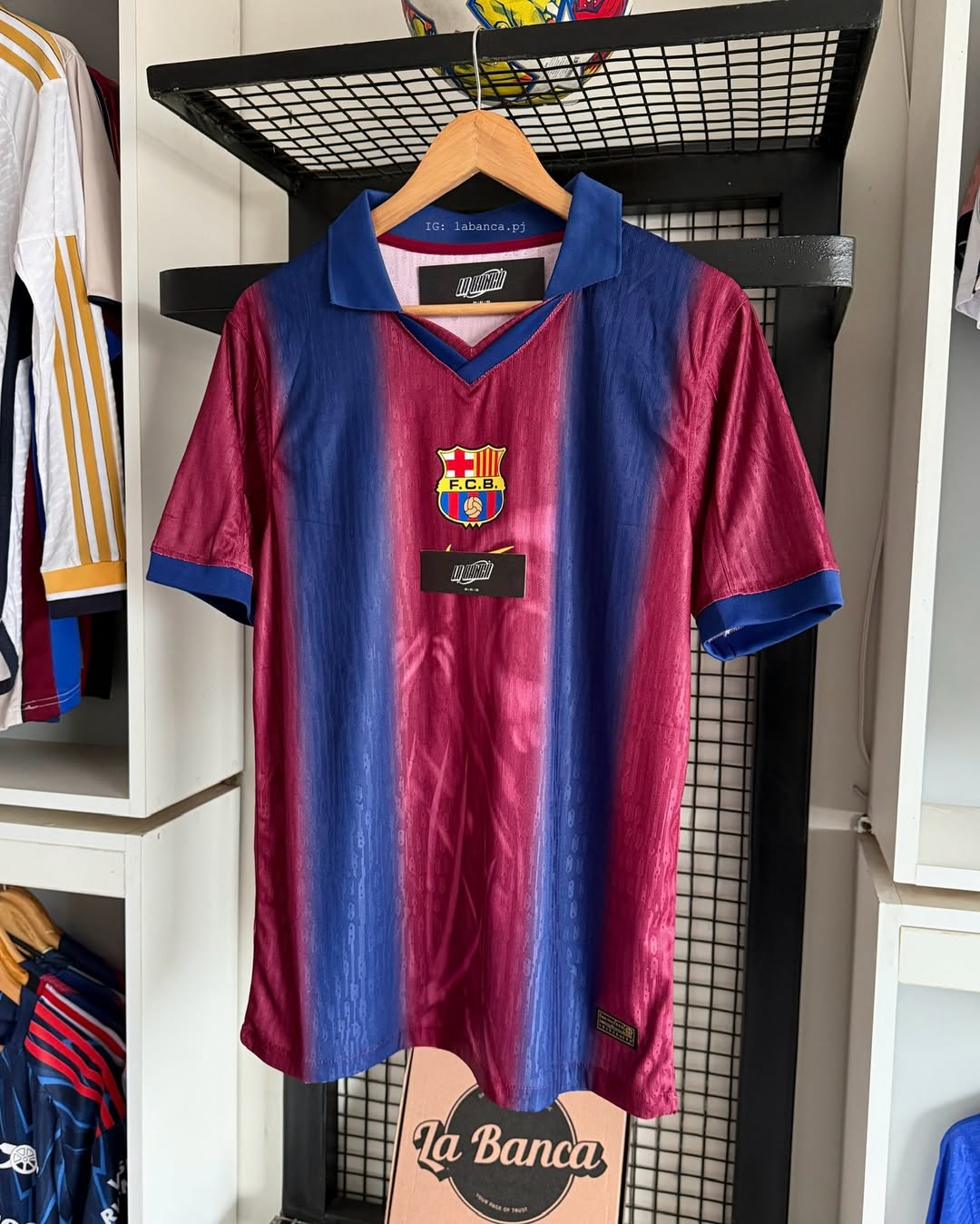 Barcelona Retro x Travis Scott Version Jugador