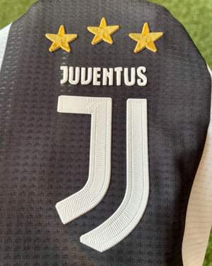 Juventus Local 2018 Versión Jugador ⭐