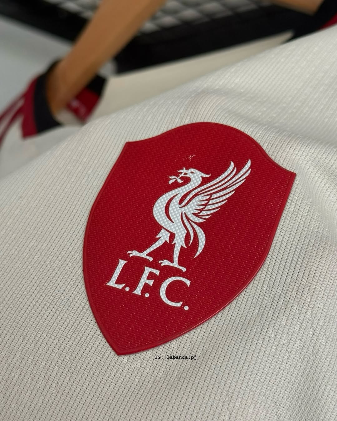 Liverpool Alterna 25-26 Estandar