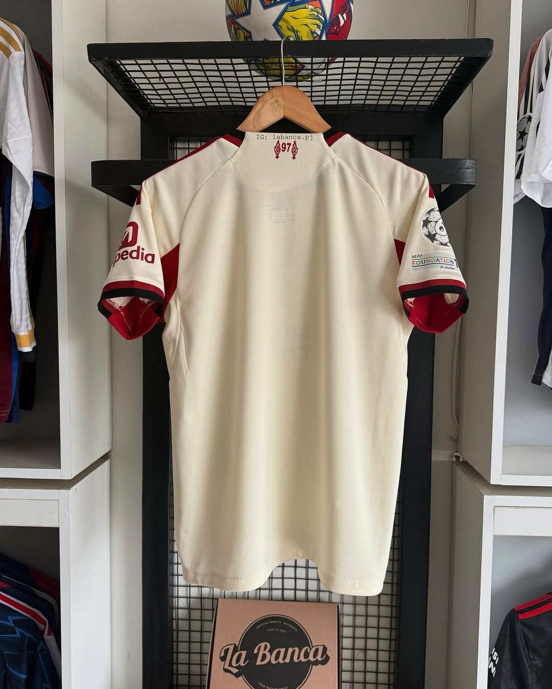 Liverpool Alterna 25-26 Estandar