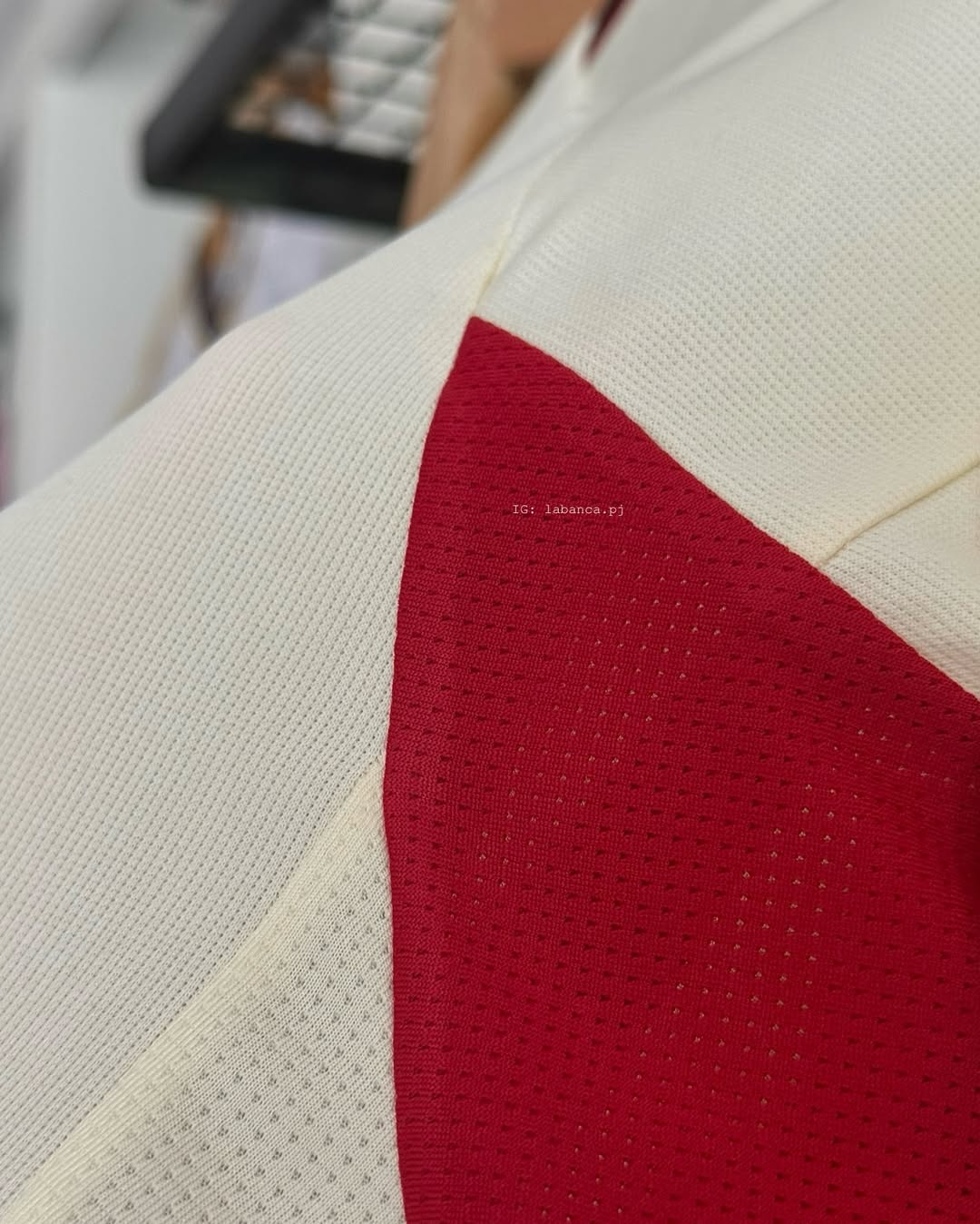 Liverpool Alterna 25-26 Estandar