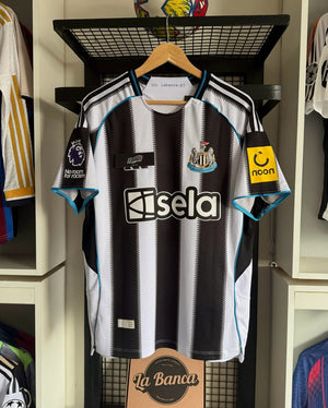 New Castle Local 25-26 Estándar