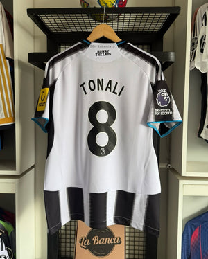 New Castle Local 25-26 Estándar