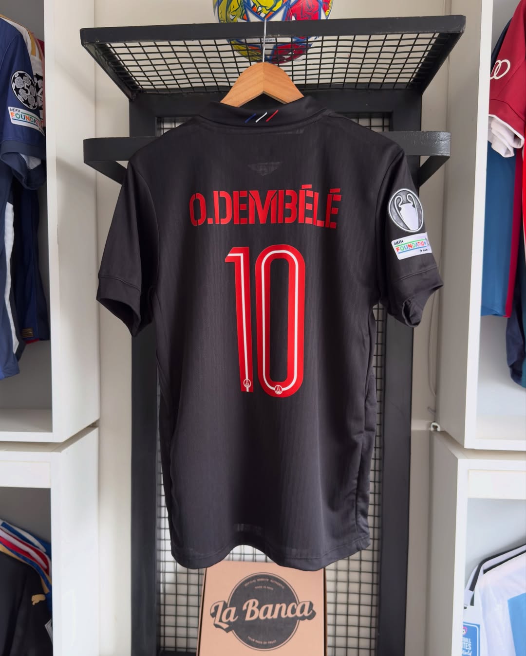 PSG x JORDAN 4ta Equipacion 25-26