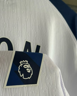 Tottenham Local 25-26