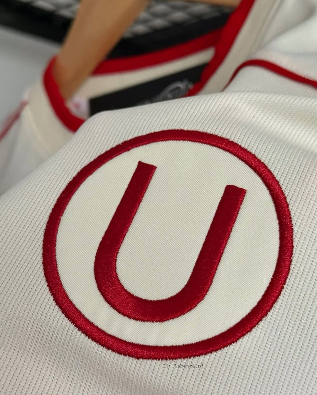 Universitario Local 99 Retro U