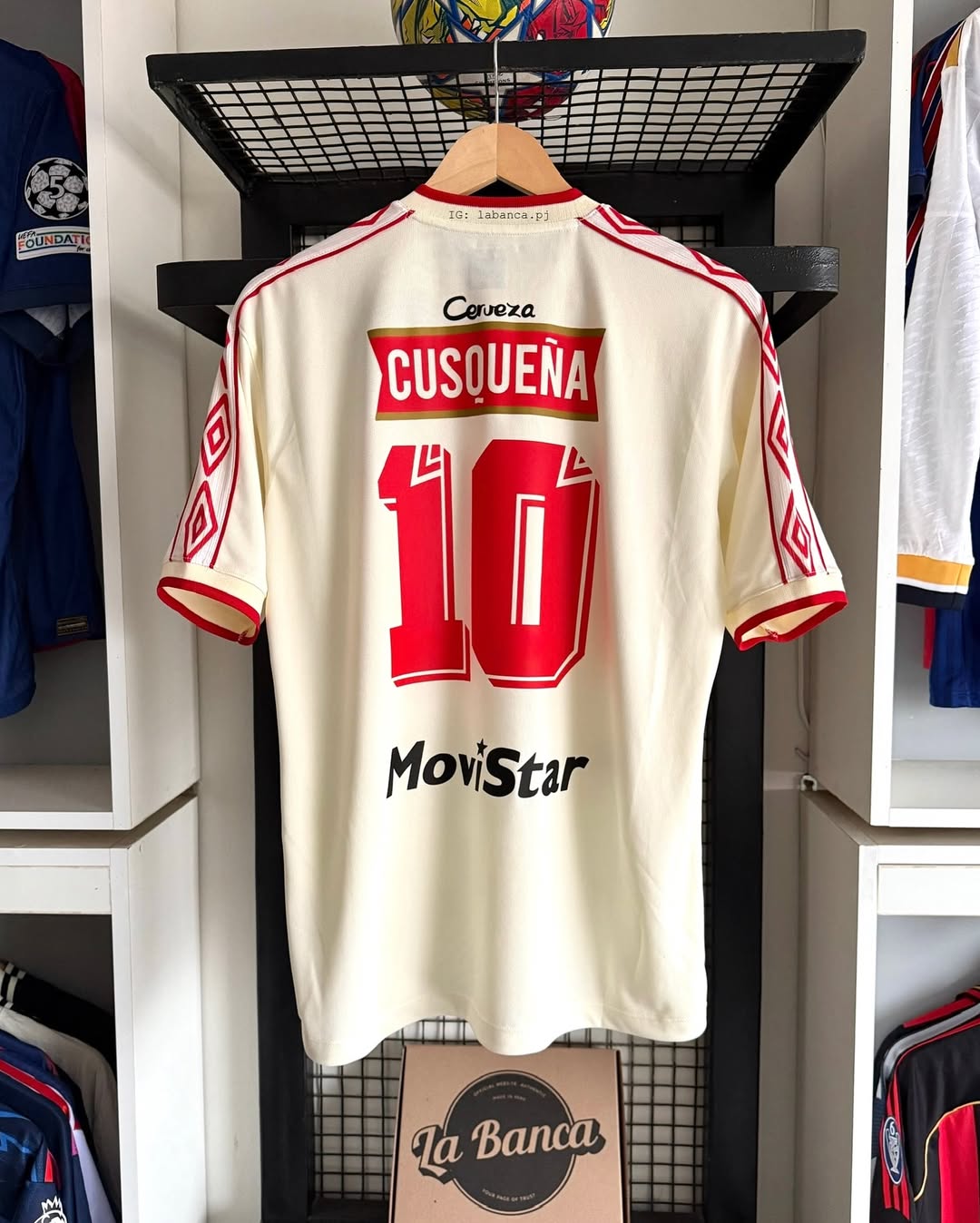 Universitario Local 99 Retro U