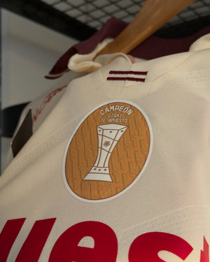 Universitario Local 2026 U