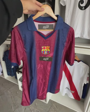 Barcelona Retro x Travis Scott Version Jugador